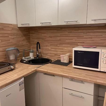 Maly Apartament Z Kuchnia I Lazienka Apartment Szczecin Bagian luar foto