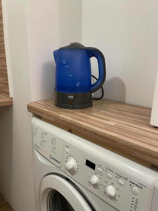 Maly Apartament Z Kuchnia I Lazienka Apartment Szczecin Bagian luar foto
