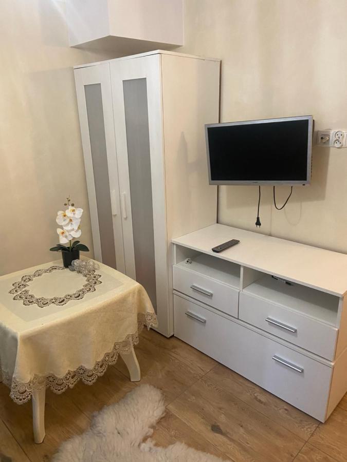 Maly Apartament Z Kuchnia I Lazienka Apartment Szczecin Bagian luar foto